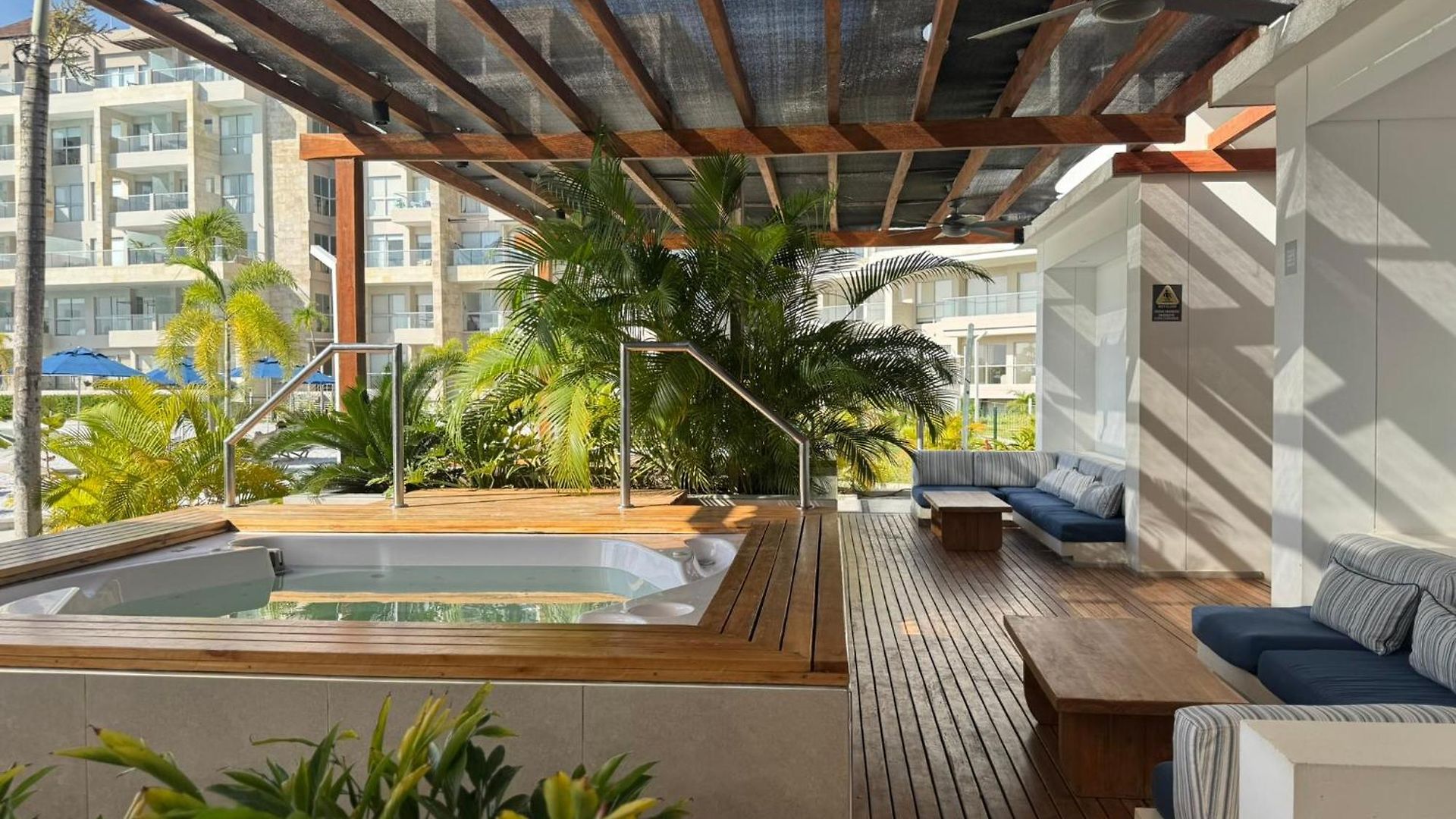 Apartamento Un Oasis Frente A La Kristal Lagoon Life